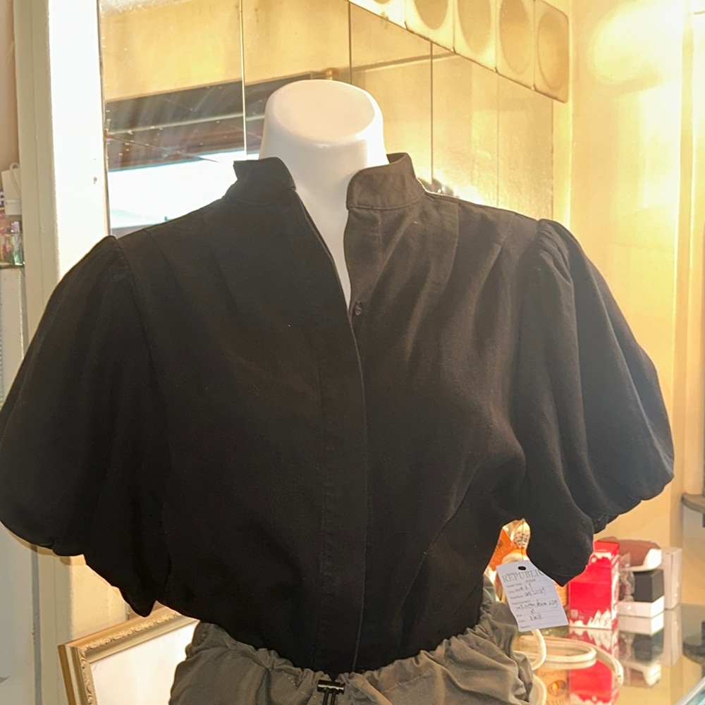 Republic Black Boxy Short Sleeve Blouse